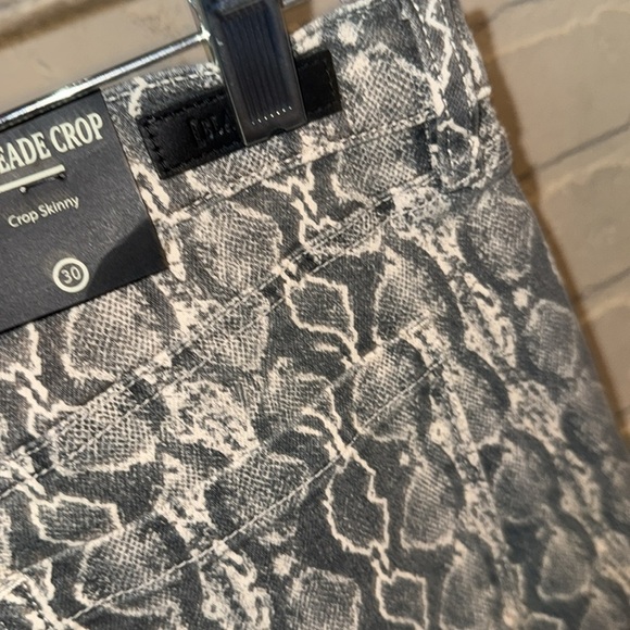 Blank NYC jeans Snake Print Pants skinny reade crop stretch NEW 30 baddie denim - Picture 5 of 5